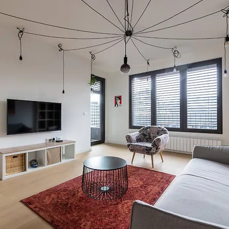 Hostgost Selected - K District Belgrado