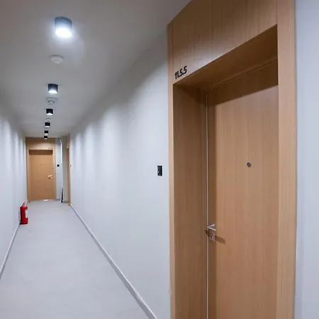 Hostgost Selected - K District